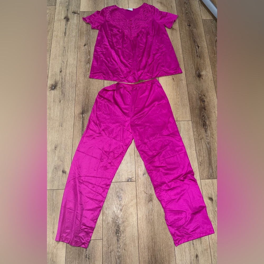 Vintage Vassarette‎ Fuschia Pink Satin Pajama Set Medium Valentine’s Day